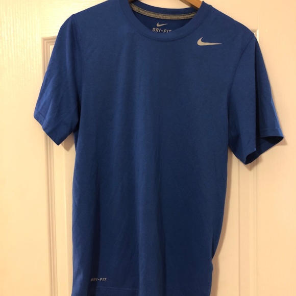 Nike Dry-fit workout T-Shirt - Picture 2 of 4